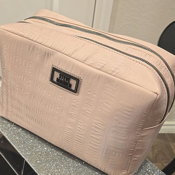 Steve Madden Embossed Logo Double Zip Nylon XL Cosmetic Bag- Blush - Picture 5 of 12